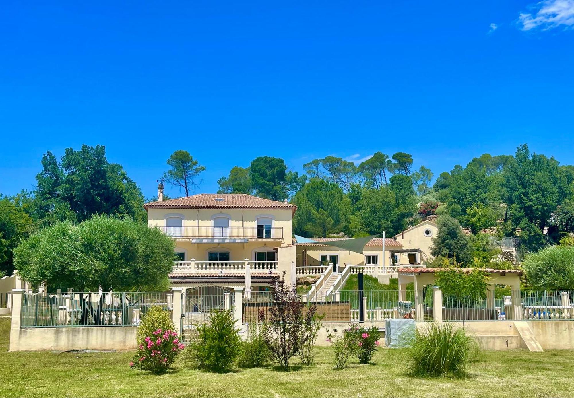 Les Terrasses De Valerian Villa Brignoles Eksteriør billede